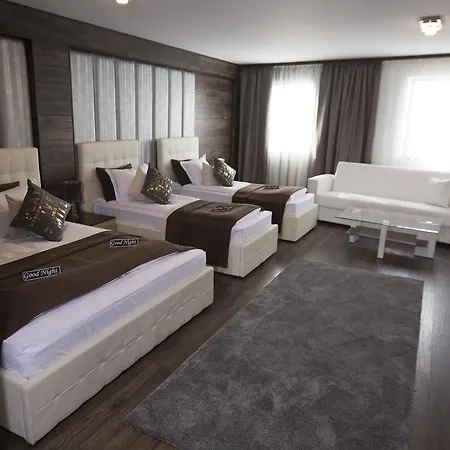 Acktion Deluxe * Šumen