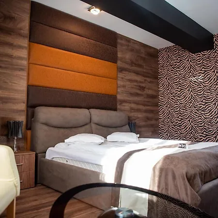 Acktion Deluxe Šumen