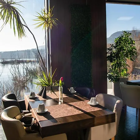 Hotel Acktion Deluxe *