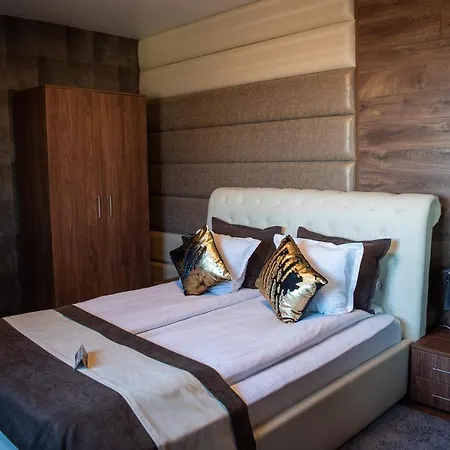 Hotel Acktion Deluxe Šumen