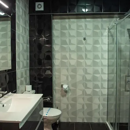 Hotel Acktion Deluxe