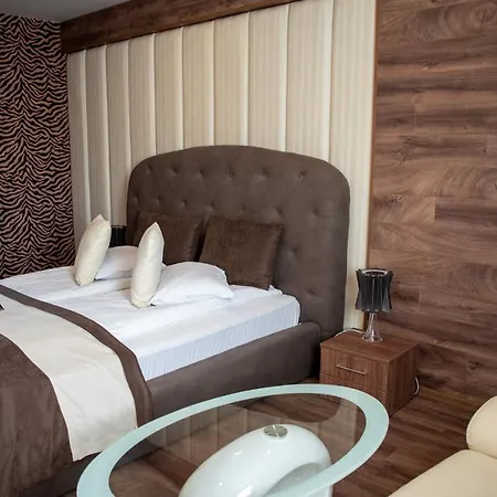 Acktion Deluxe Hotel