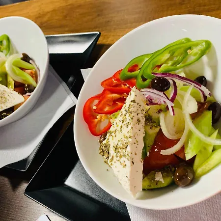 Hotel Acktion Deluxe *