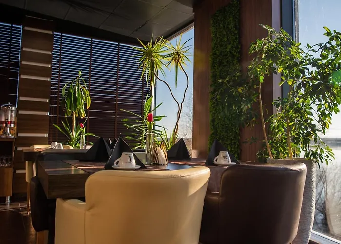 Hotel Acktion Deluxe